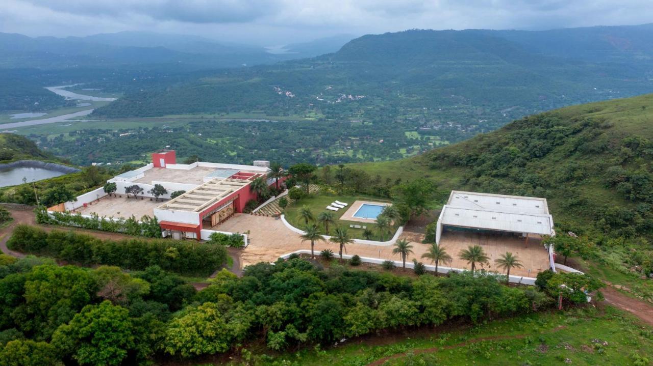Ama & Trails Cliffs Edge Sangrun, Khadakvasla Villa Pune