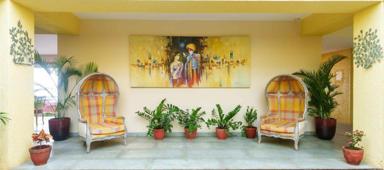 Ama & Trails Cliffs Edge Sangrun, Khadakvasla Villa *