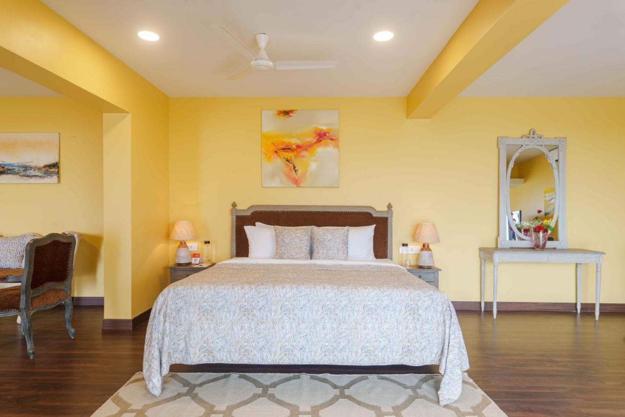 Ama & Trails Cliffs Edge Sangrun, Khadakvasla Villa *